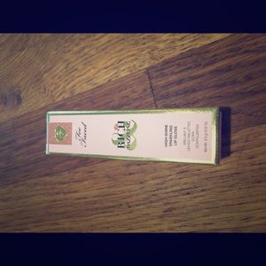 Too faced lip gloss